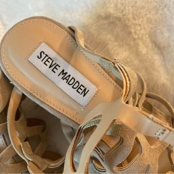 Steve Madden Christina Wedge Sandals Heels Size 7.5 7 1/2 Taupe Suede NWOB - Picture 4 of 9